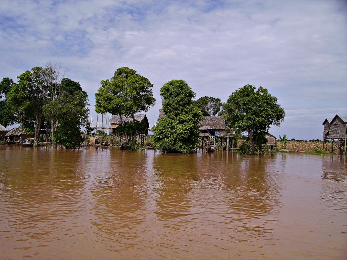 Tonlè Sap, Cambogia