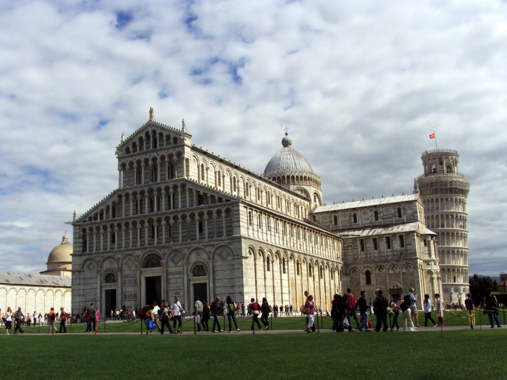 Torre di Pisa, Battistero