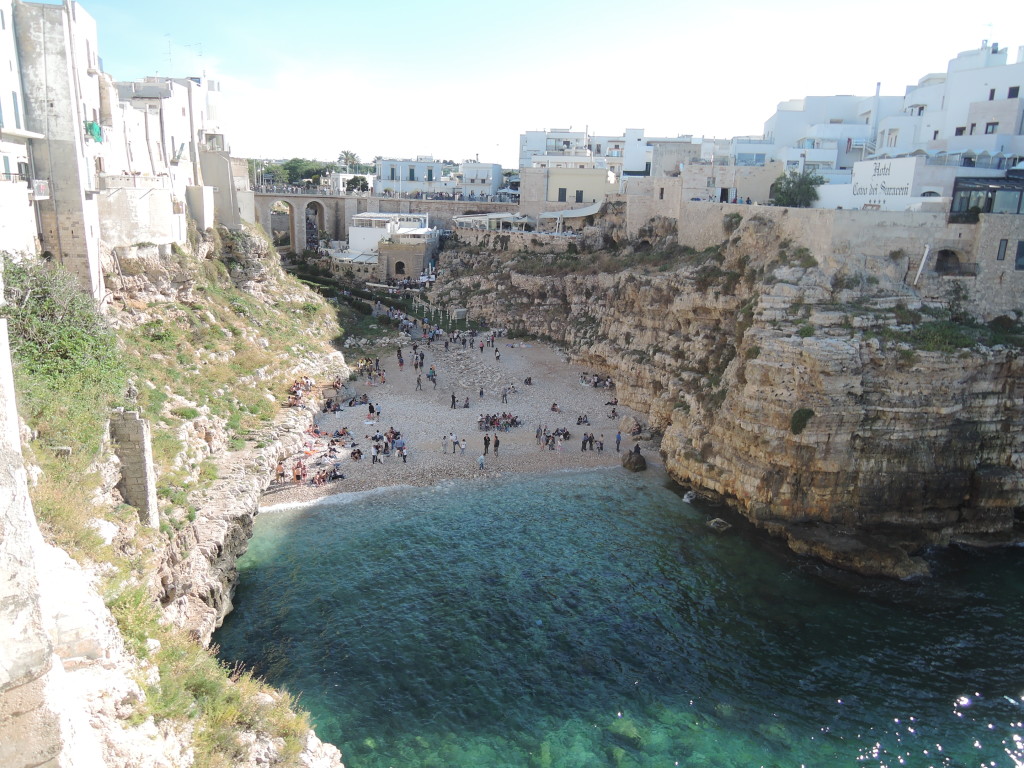 Scogliera, Polignano a mare, Puglia