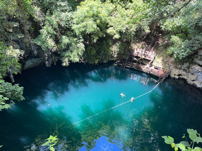 Cenote Yokdzonot, Yucatán